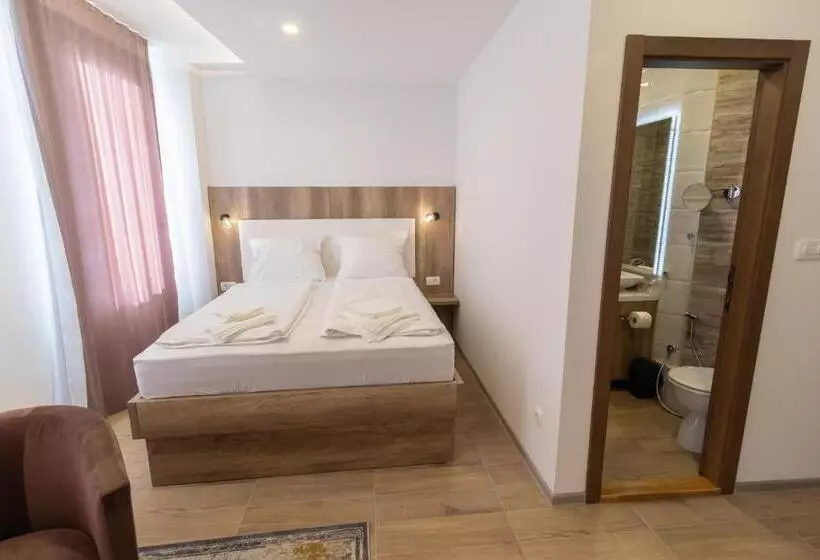 پانسیون Verdi Rooms