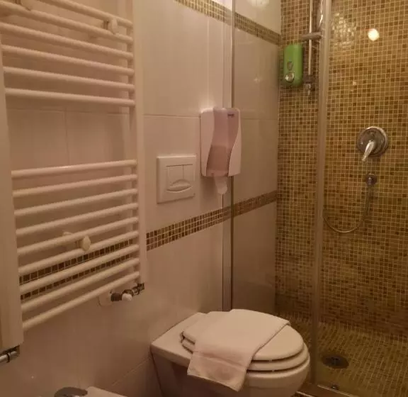 تختخواب و صبحانه Del Centro