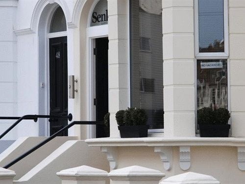 مبيت وإفطار Senlac Guesthouse