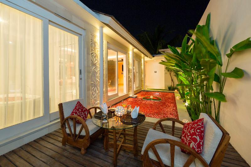 Crown Astana Villa Seminyak