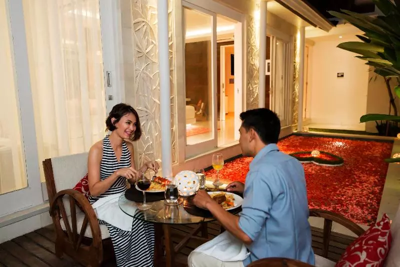 Crown Astana Villa Seminyak