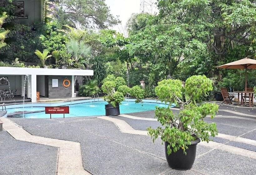 Otel Grand Pangrango