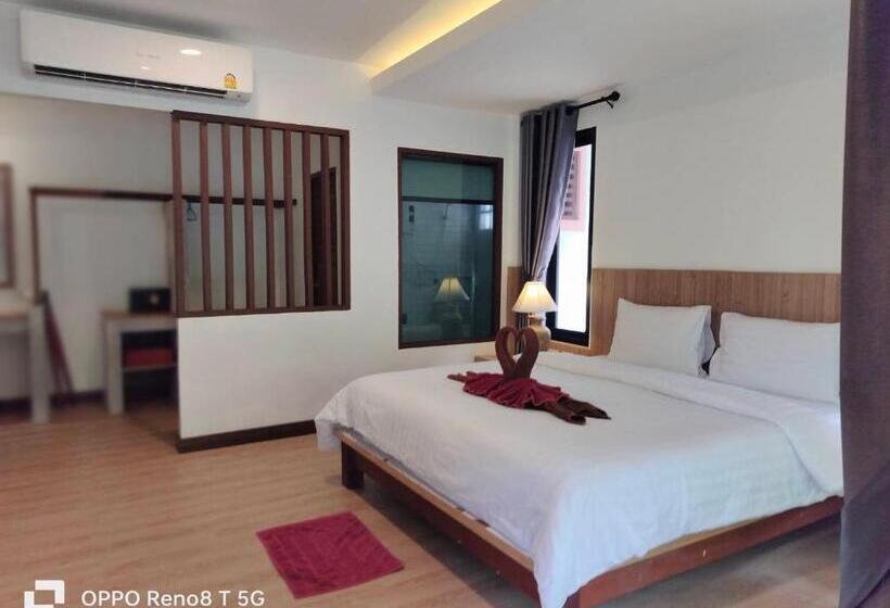 בית מלון כפרי D.r. Lanta Bay Resort