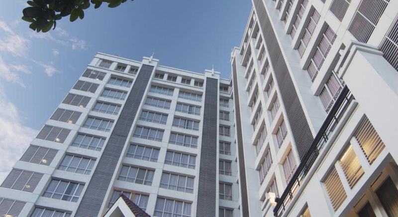 Hotel Grand Darmo Suite By Amithya