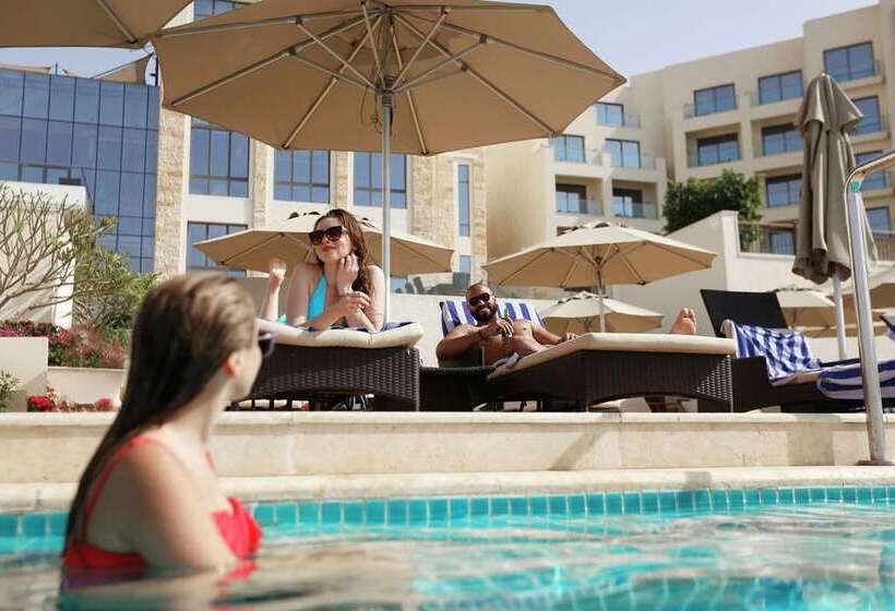 هتل Hilton Dead Sea Resort & Spa