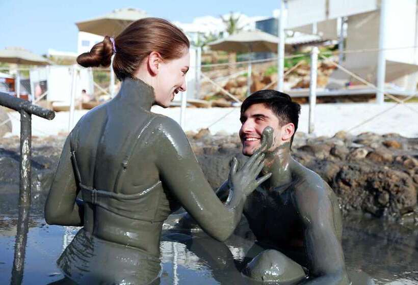 هتل Hilton Dead Sea Resort & Spa