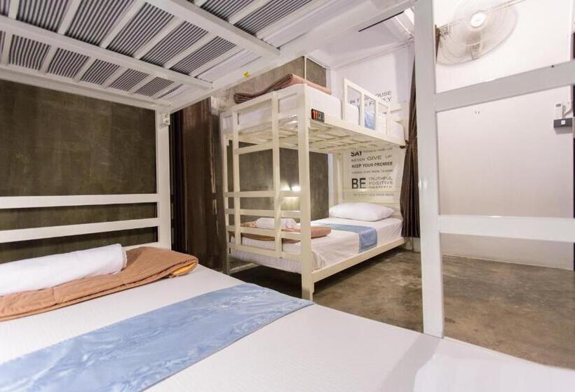 فندق Zz Hostel Chiang Mai