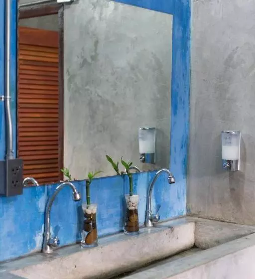 Отель Zz Hostel Chiang Mai