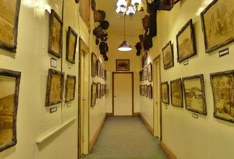 Hotelli Mountain Lodge