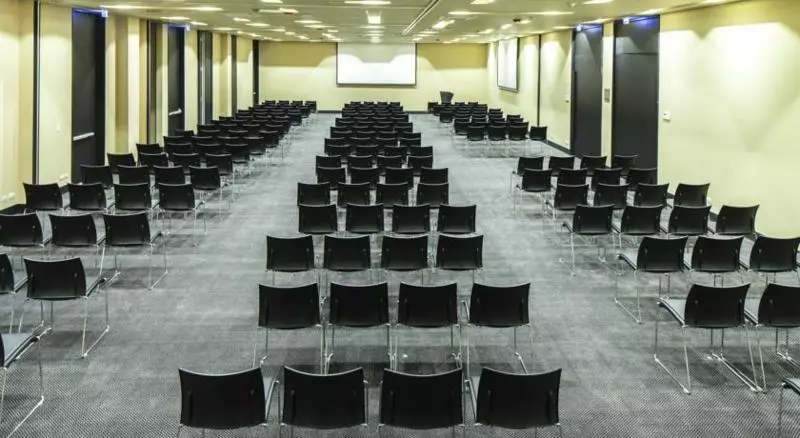 هتل Movich Buro 26