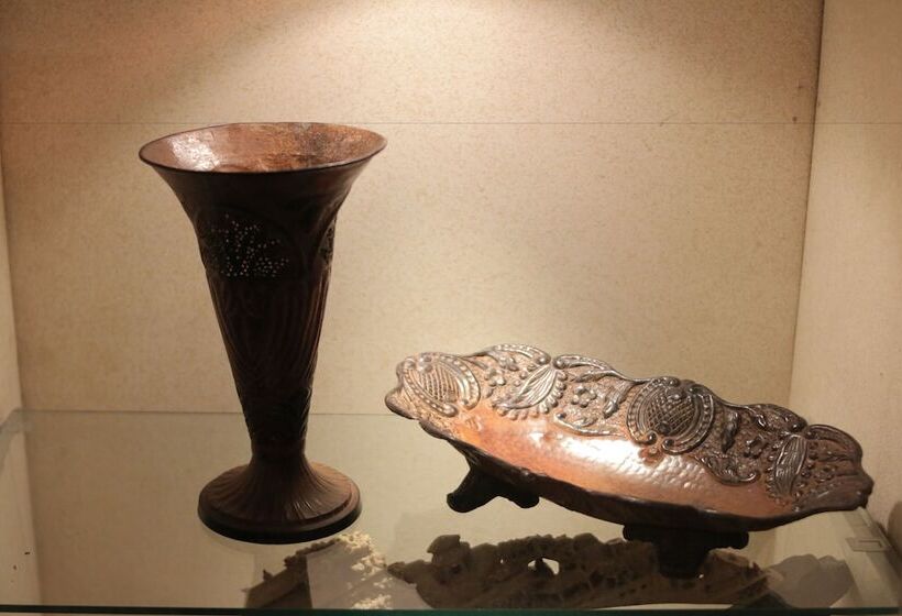 בית מלון כפרי Roxas President S Inn