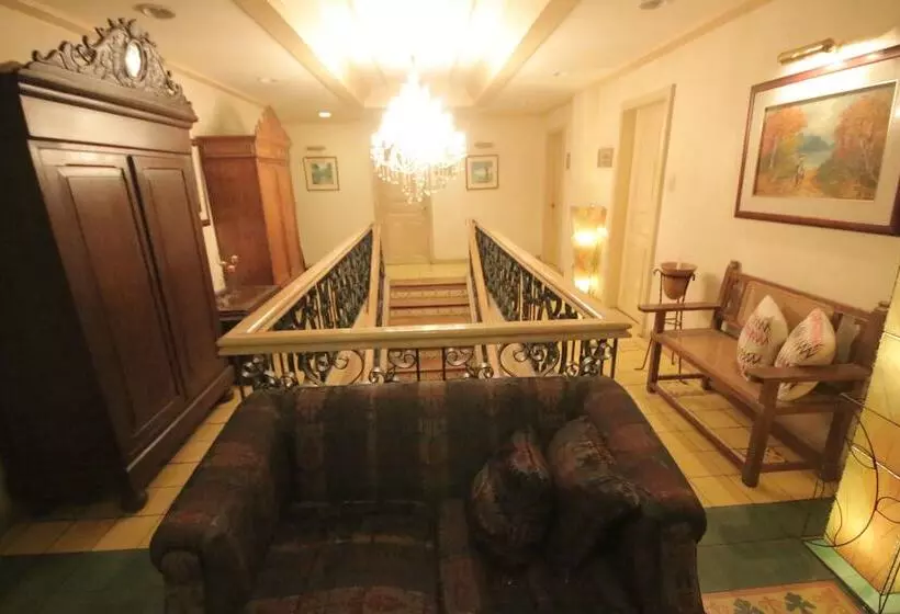 فندق Roxas President S Inn