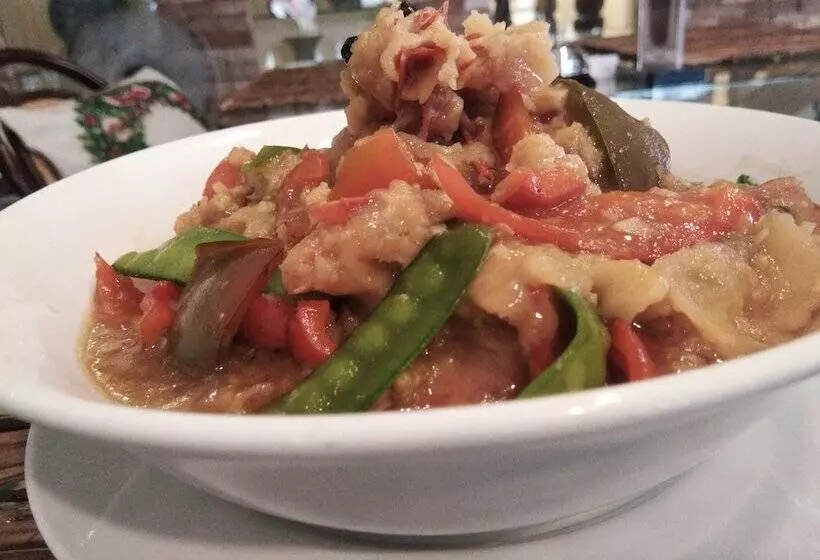 فندق Roxas President S Inn