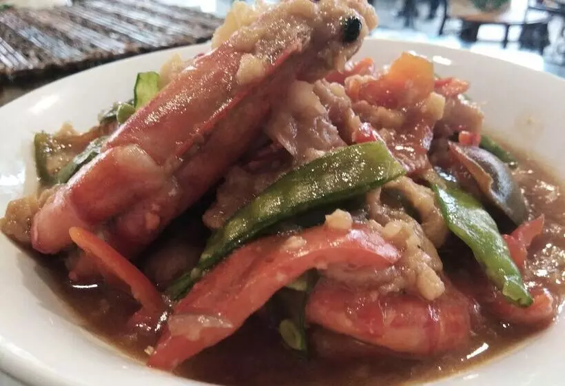 فندق Roxas President S Inn