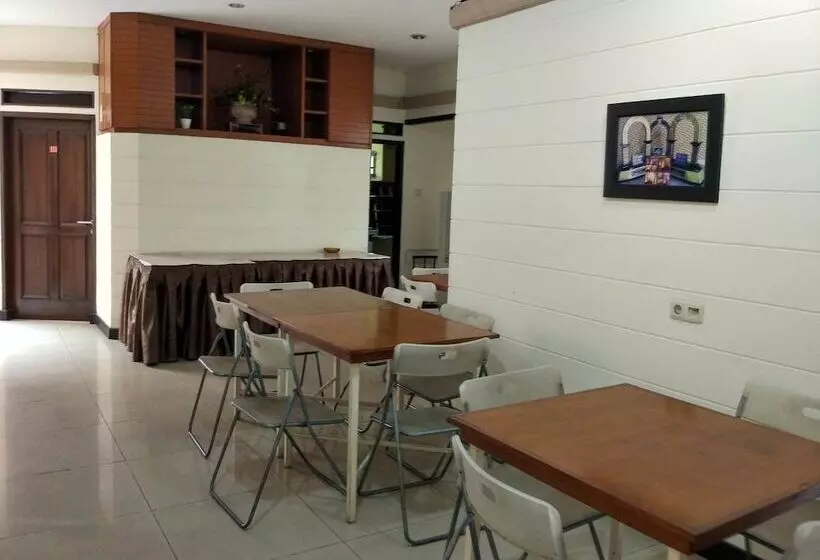 Hotell Rumah Tawa Guesthouse 1