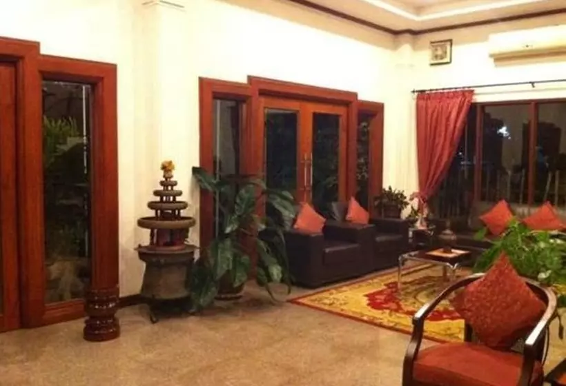 ホテル Vayakorn Inn