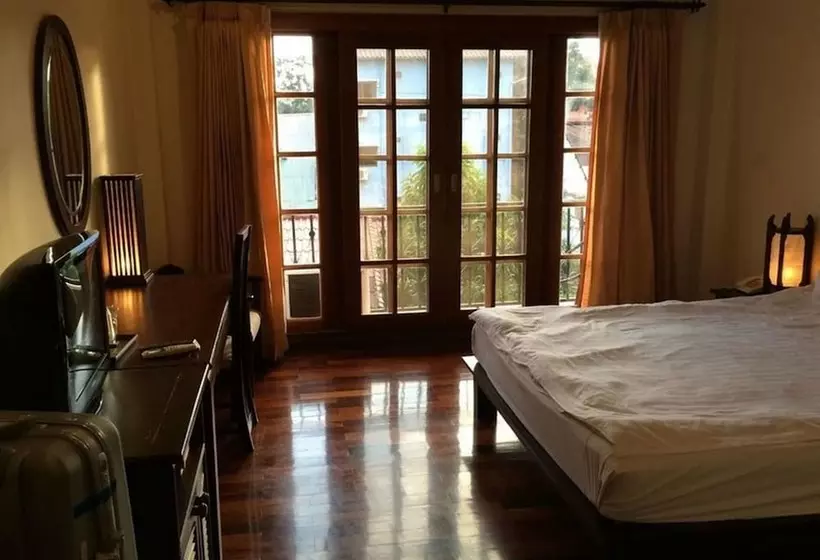 ホテル Vayakorn Inn