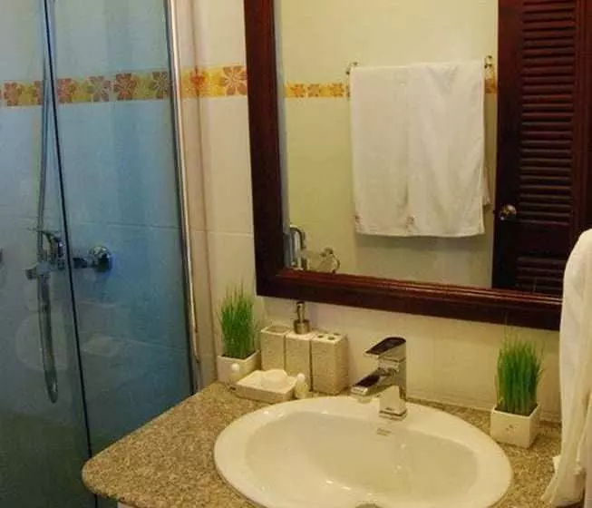 ホテル Vayakorn Inn