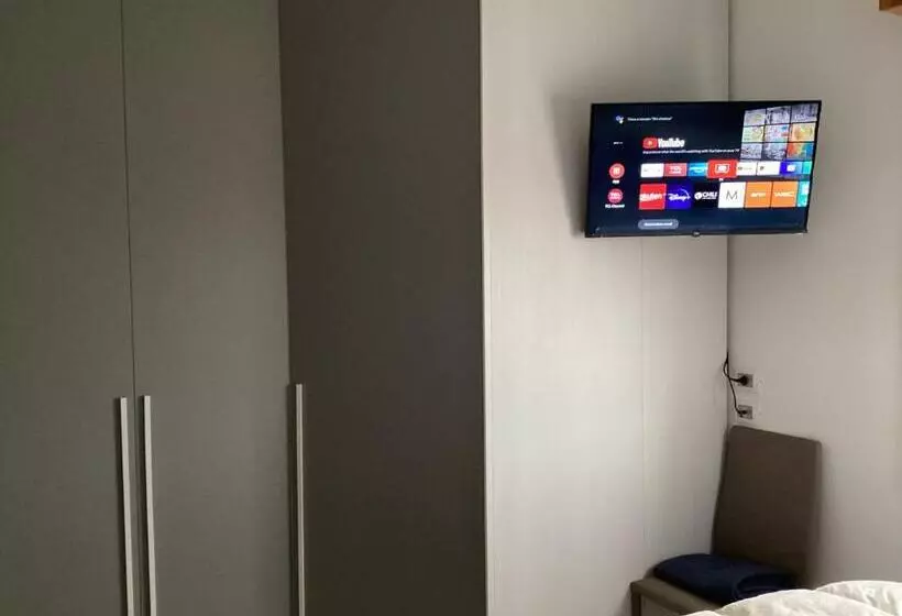 Bed And Breakfast Da Giuseppe, Camere Vicino Stabilimento Ferrari