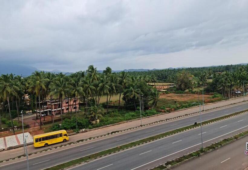 Hotel Mother Palace Blue Rays