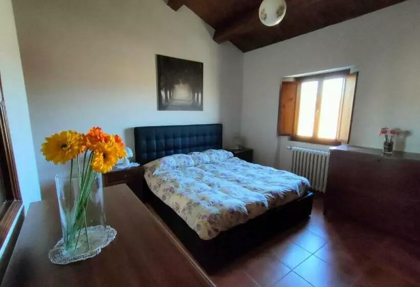 ペンション Room In Bb  Bed Breakfast In Vino Veritas
