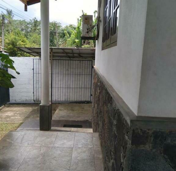 Пансион White Walkers Villa