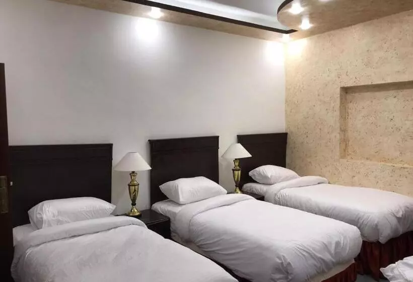 تختخواب و صبحانه Zrizira Inn