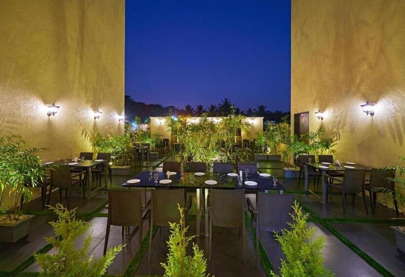 בית מלון כפרי Shlok  Pure Veg , Kolhapur