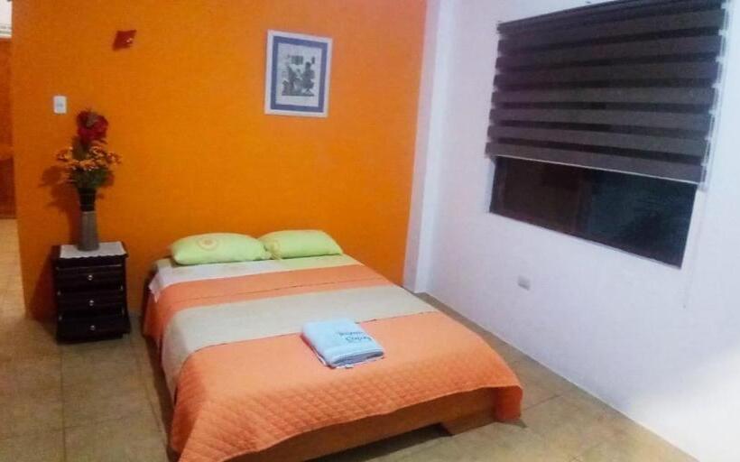 بنسيون Stefany Hospedaje