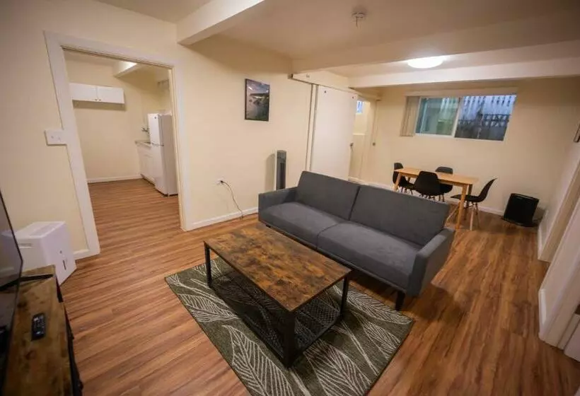 ペンション The Hilo Cottage