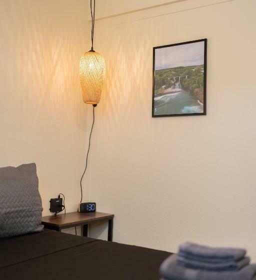 بنسيون The Hilo Cottage