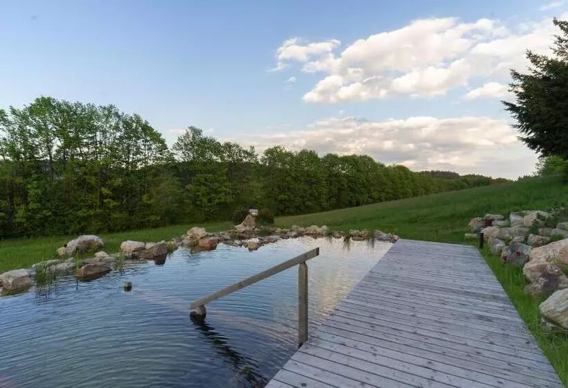 ペンション Usedlost U Lípy Blatiny