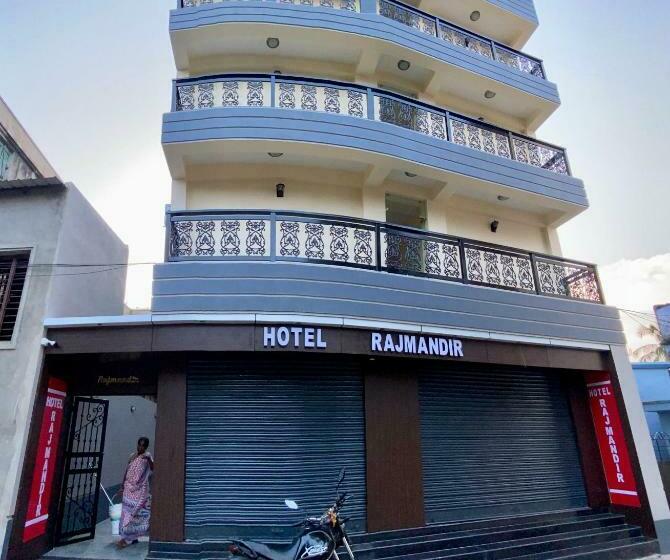 בית מלון כפרי Rajmandir