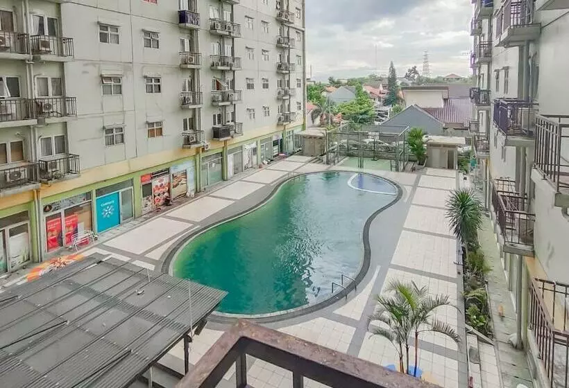 هتل Redliving Apartemen The Suites Metro   King Property Tower C