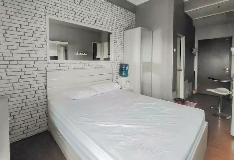 هتل Redliving Apartemen The Suites Metro   King Property Tower C