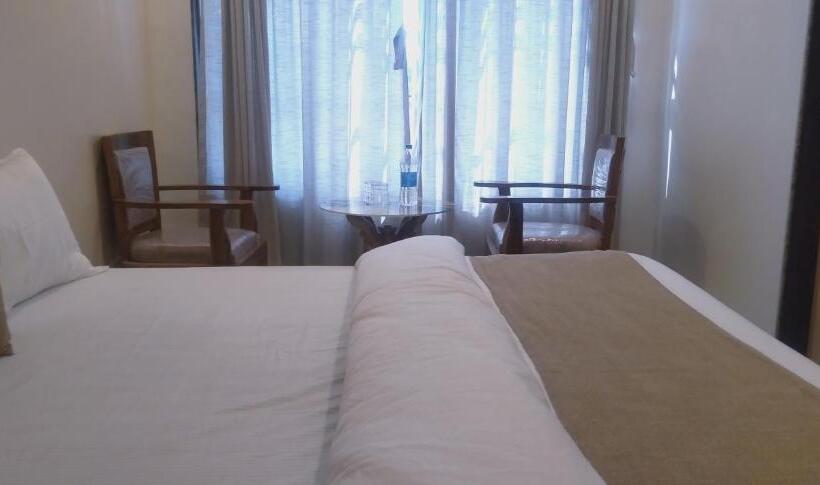 ホテル Success Residency