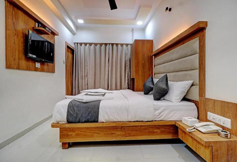 هتل Sun Inn Residency Rabale