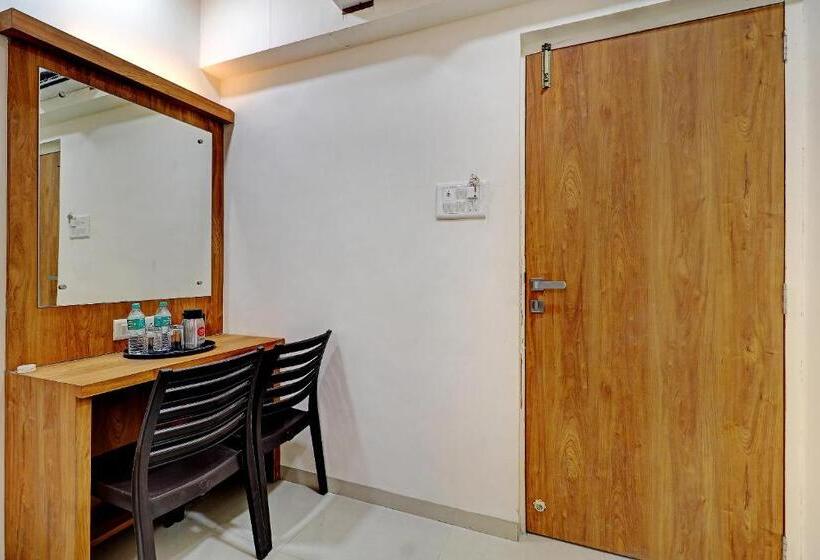 هتل Sun Inn Residency Rabale