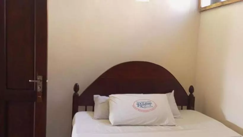 New Mahrus Hotel & Rooftop Restaurant