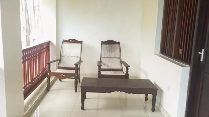 New Mahrus Hotel & Rooftop Restaurant