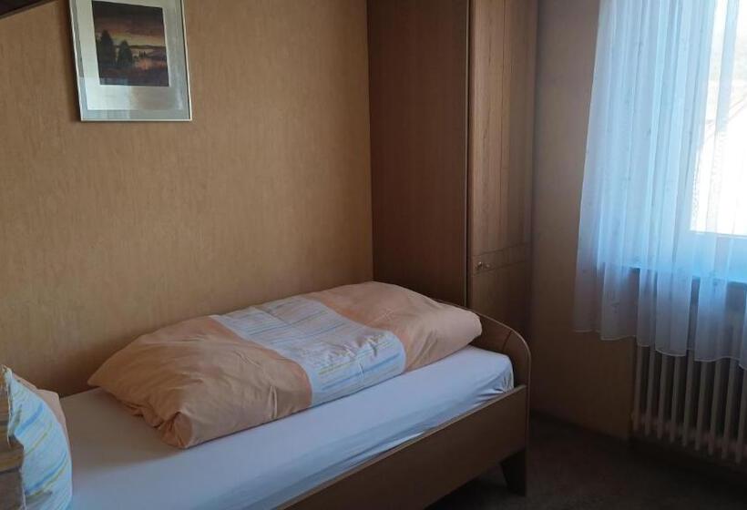 Vandrarhem Gasthaus Krone