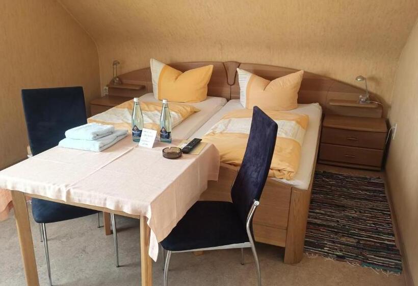 Vandrarhem Gasthaus Krone