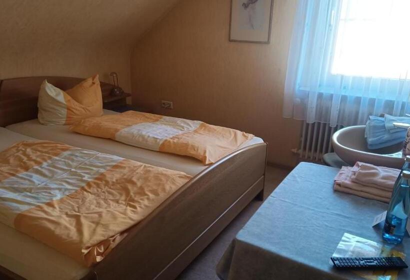 Vandrarhem Gasthaus Krone