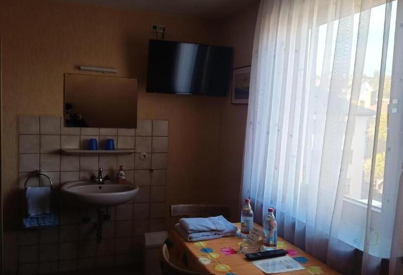 Vandrarhem Gasthaus Krone