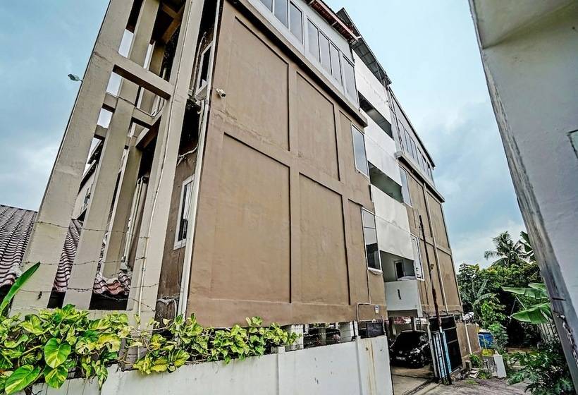 فندق Oyo 91872 Sweet 17 Kost