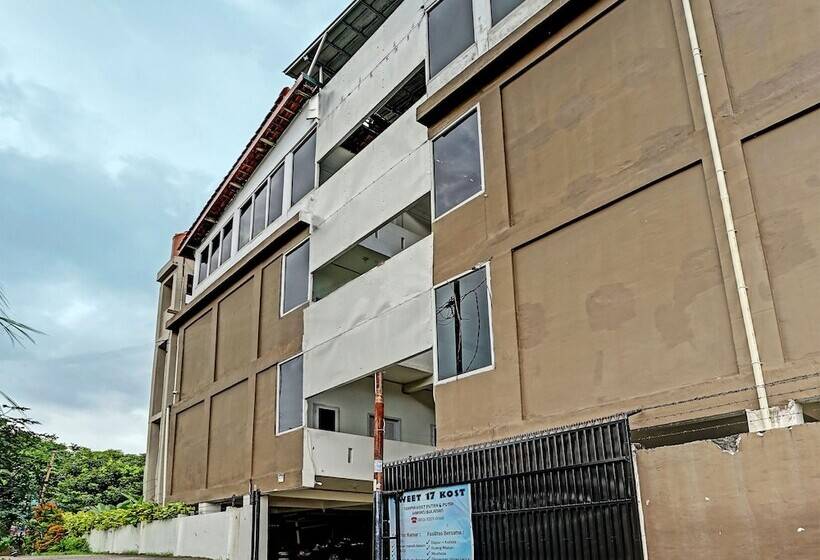 فندق Oyo 91872 Sweet 17 Kost