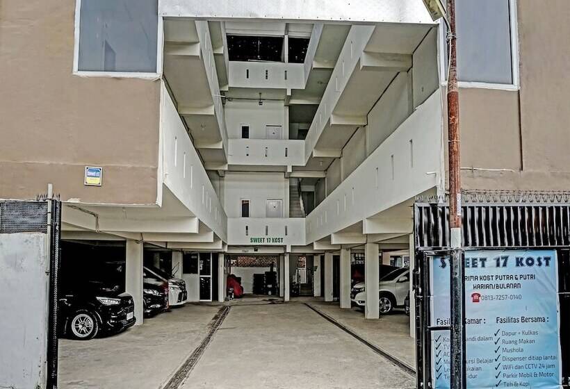 فندق Oyo 91872 Sweet 17 Kost