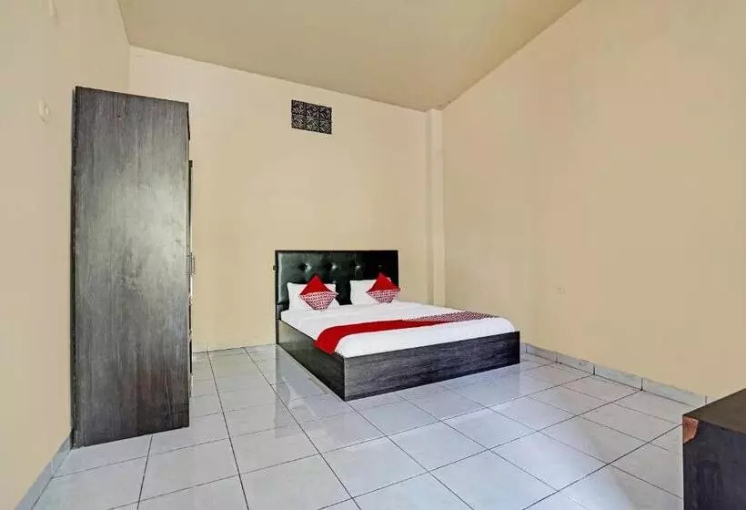 ホテル Oyo 91873 Nugraha Kost
