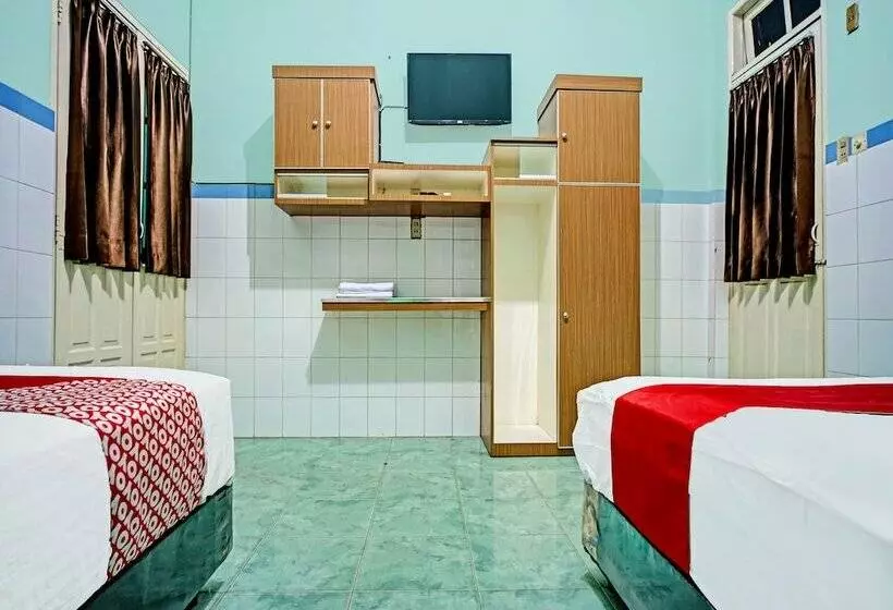 Hotelli Oyo 91874 Kisaran Residence Syariah