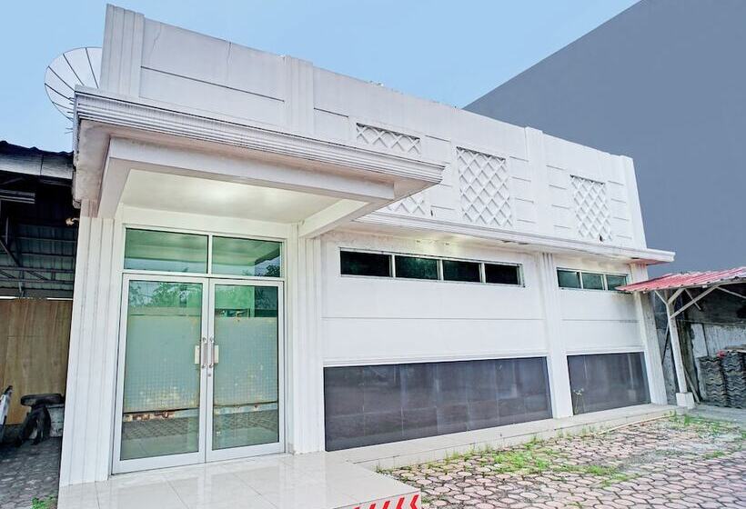 Szálloda Oyo 91874 Kisaran Residence Syariah